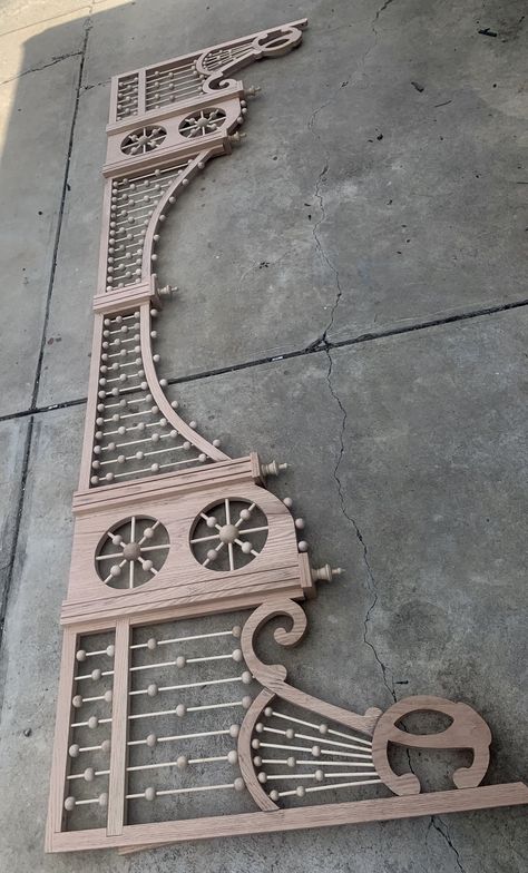 Corbels Ideas Doorway, Porch Trellis, Victorian Fretwork, Victorian House Colors, Gingerbread Trim, Victorian House Interiors, Foam Carving, Victorian Porch, Craftsman Furniture