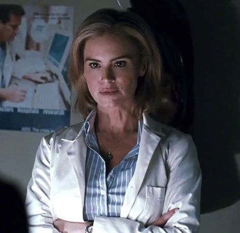 Jill Tuck, Betsy Russell, Saw Iii, Saw Series, Shawnee Smith, Saw Film, Terror Movies, Billy T, Tv Show Outfits