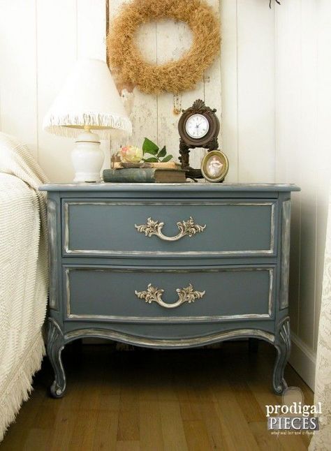 Shabby Chic Side Table, French Country Decorating Bedroom, French Style Chairs, French Country Rug, Country Bedroom Decor, Dresser Painted, Provincial Furniture, French Provincial Furniture, Painted Bedroom Furniture