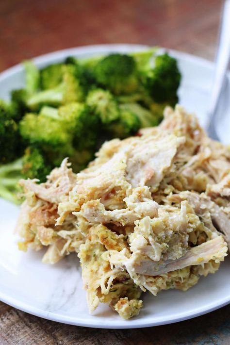 Aunt Jewel's Casserole--this easy 5 ingredient Instant Pot casserole recipe with chicken and stuffing. It's a family favorite. Instant Pot Chicken And Stuffing, Rotisserie Chicken Seasoning, Chicken And Stuffing, Recipe With Chicken, Stuffing Casserole, Instant Pot Dinner Recipes, Easy Instant Pot Recipes, Weeknight Dinner Recipe, Instapot Recipes