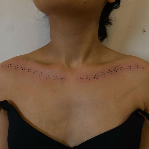 Navratri Tattoo, Navratri Fits, Nose Chain, Neck Art, Boho Tattoos, Ornamental Tattoo, Hand Poke, August 20, Traditional Tattoo