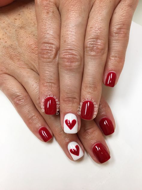 Red and white nails. Valentine's Day nails. Heart nails. #PreciousPhan Red And White Valentines Nails, Red And White Valentines Day Nails, Valentine Nails Designs Gel, Red Nails White Heart, Valentines Day Dip Nails, Valentines Day Nails Dip Powder, Valentines Day Nails Red, Camp Nails, Feb Nails