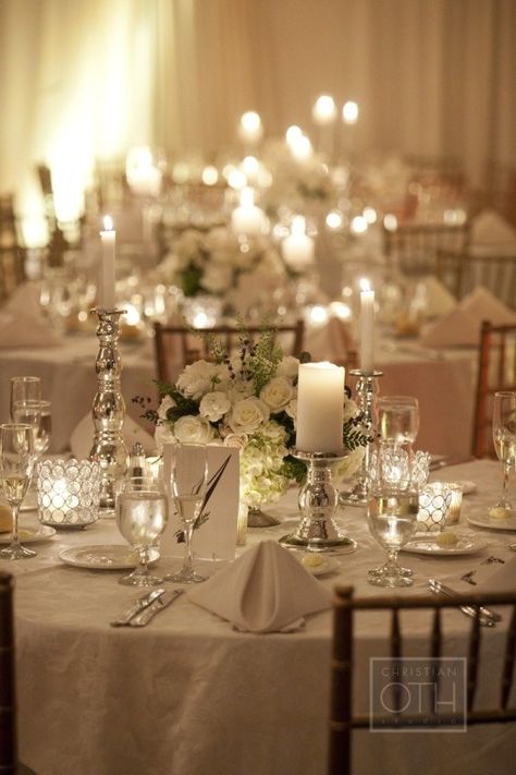 Choosing Your Wedding Venue – 5 Quick Tips | Team Wedding Blog #wedding #weddingdecorations #weddingvenue Candles Flowers, Flowers Candles, Tafel Decor, Classic Wedding Decorations, Elegant Wedding Reception, Wedding Table Decorations, Mansion Wedding, Wedding Decor Elegant, New York Wedding