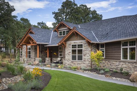 Popular Modern Farmhouse Plan With Wraparound Porch - Family Home Plans Blog One Story Craftsman House Plans, Craftsman Ranch House Plans, Craftsman Ranch, Vaulted Great Room, Floor Plans Ranch, Ranch House Plan, Ranch Style House Plans, Lake House Plans, House Plans And More