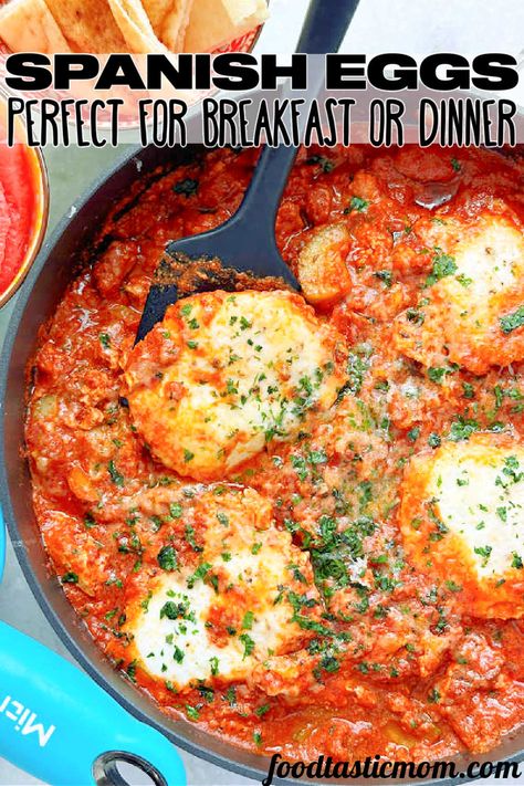 Spanish Baked Eggs, Spanish Eggs, Eggs Dinner, Chorizo And Eggs, Shakshuka Recipes, Mom Recipes, Spain Food, Best Mexican Recipes, Homemade Tortillas