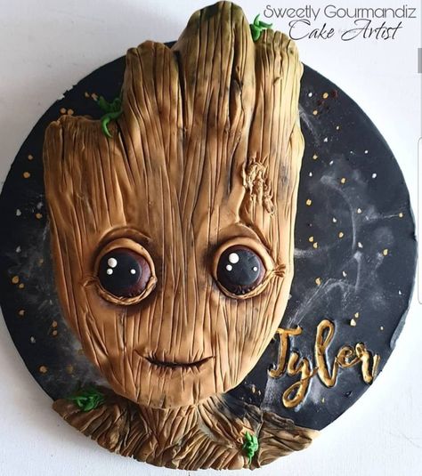 Groot Birthday Cake Ideas, Clay Groot Diy, Baby Groot Cake, Groot Clay Sculpture, Groot Cake, Groot Sculpture, Baby Groot, Cake