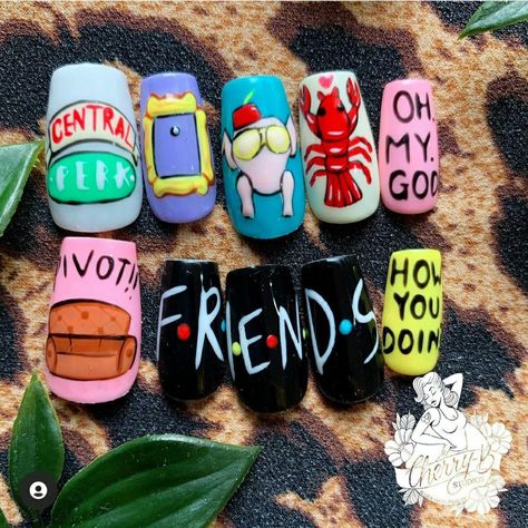 Taylor Swift Nails, 90s Nails, Short Nail Manicure, Friend Christmas Ornaments, Friends Merchandise, Cow Nails, Hippie Nails, Nail Designs Tutorial, Nail Art Disney