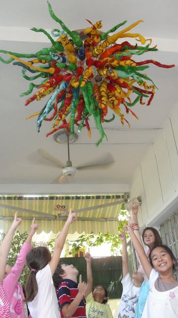 Princess Artypants: Visual Arts in the PYP: The Chihuly is Up! Chihuly Chandelier, Magic Jungle, Ruby Jubilee, Chandelier Installation, Sculpture Lessons, Plastic Bottle Art, Recycled Art Projects, Dale Chihuly, Group Projects