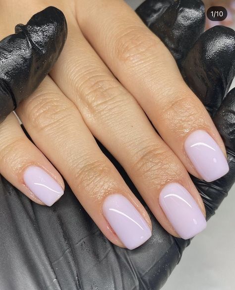 Plain Light Nails, Short Light Color Nails, Mail Colors For Short Nails, Neutral Nails Purple, Short Sophisticated Nails, Plain Painted Nails, Nail Colors Plain, One Color Gel Nails, Plain Gel Nails Short