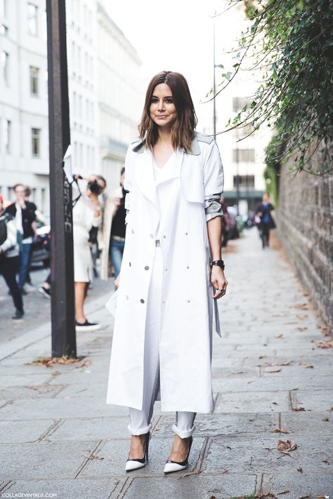 Christine Centenera PFW Christine Centenera, White Trench Coat, All White Outfit, Estilo Chic, Fashion Blogger Style, Outfit Trends, White Coat, Style Crush, Fashion Woman