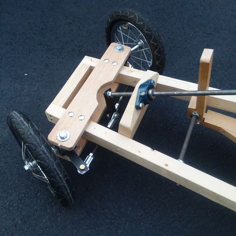 Wooden Go Kart, Soap Box Racer, Soap Box Cars, Woodworking Plans Storage, Cycle Kart, Go Kart Frame, Homemade Go Kart, Go Cart, Powered Bicycle