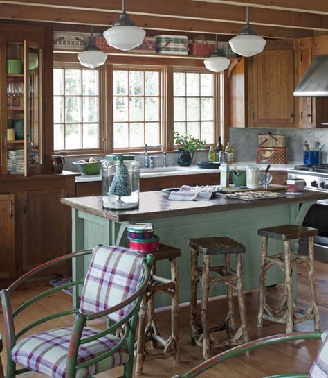 those bar stools would be perfect at the lake house! Cozy Log Cabin, Brown Rooms, Rustic Home Interiors, Cabin Kitchens, Cabin Living, Log Cabin Homes, Vintage Baskets, Cabin Style, Cabin Fever