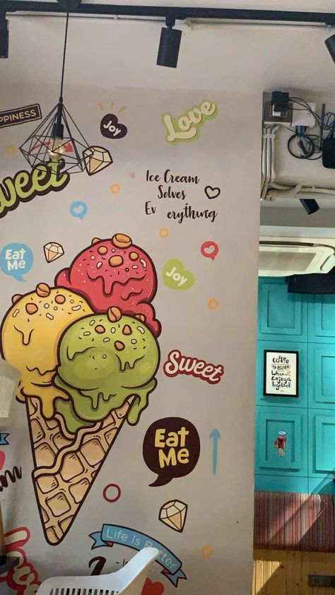 Ice Cream Shop Ideas Interiors, Ice Cream And Coffee Shop, Ice Cream Graffiti, Cream Wall Paint, Natural Ice Cream, Ice Cream Art, Wall Sticker Design, Cream Walls, Love Ice Cream