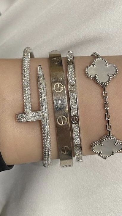 Expensive Silver Jewelry, Silver Jewelry Stack Bracelets, Bracelet Stack Ideas Silver, Van Cleef Bracelet Silver, Silver Jewellery Stack, Stacked Bracelets Silver, Wardrobe Renovation, Jewellery Stack, Xoxo Jewelry