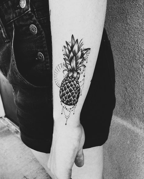 // Maui pineapple tattoo Upside Down Pineapple Tattoo, Pineapple Tattoos For Women, Tattoo Ankle Bracelet, Pineapple Tattoo Ideas, Pineapple Tattoo Meaning, Pinapple Tattoos, Upside Down Pineapple, Tattoo Ankle, Hawaii Tattoos