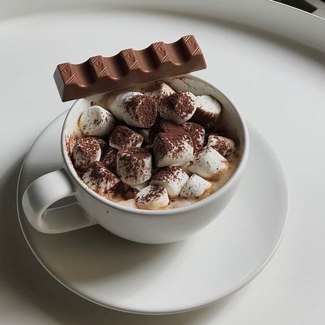 Hot Drinks Aesthetic, Hot Cocoa Aesthetic, Aesthetic Hot Chocolate, Hot Chocolate Aesthetic, Hot Chocolate With Marshmallows, Chocolate With Marshmallows, 귀여운 음식 그림, Food O, Food Yummy