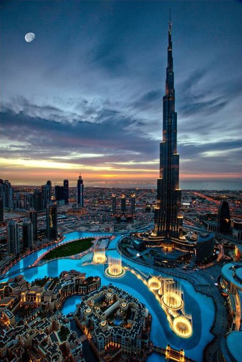 Burj Khalifa Photography, Dubai Architecture, Khalifa Dubai, Dubai Holidays, Dubai Vacation, World Most Beautiful Place, Dubai Aesthetic, Dubai Lifestyle, Dubai United Arab Emirates