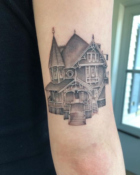 Pink Palace Tattoo, Palace Tattoo, Coraline Tattoo, Scarborough Maine, Tattoo Apprenticeship, Bestie Tattoo, Bug Tattoo, Pink Palace, Spooky Tattoos