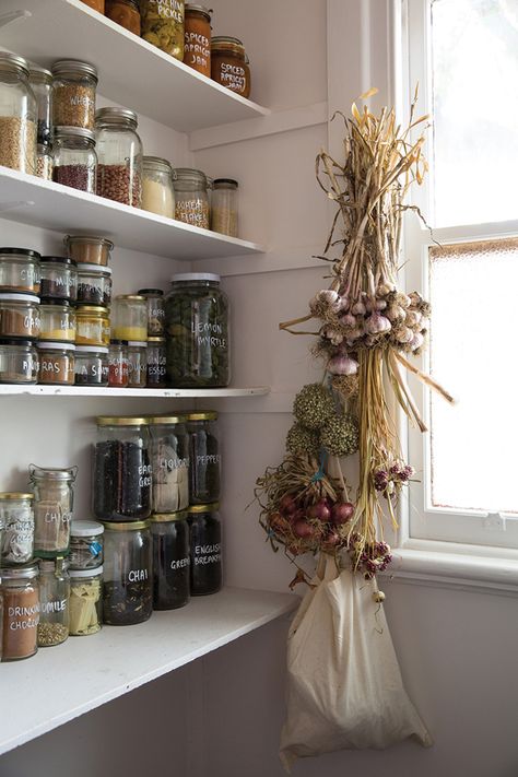 jars Kitchen Cubby, Canning Pantry, Shelf Makeover, Open Pantry, Organized Pantry, Minimal Packaging, Zero Waste Kitchen, Spice Storage, Kitchen Spices