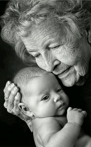 Older woman holding a baby Tenth Quotes, Foto Baby, Foto Tips, Aging Gracefully, Old People, Jolie Photo, Foto Inspiration, 인물 사진, Cherished Memories