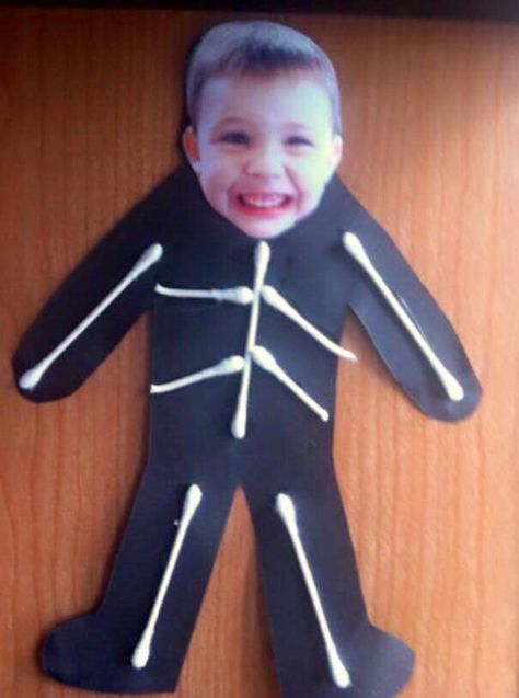 skeleton Halloween Kids Crafts, People Who Help Us, October Crafts, Diy School, Halloween Preschool, Daycare Activities, Daycare Crafts, Halloween Crafts For Kids, Classroom Crafts