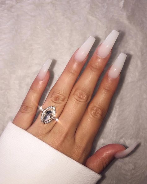 White Tip Acrylic Nails, Milky White Nails, Pedicure Gel, Milky Nails, Airbrush Nails, White Acrylic Nails, Nails White, Trim Nails, Acrylic Nail Art