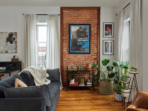 Loft Style Apartment, Vintage Stores, Rental Apartment, Duplex Apartment, Ikea Cabinets, Exposed Brick Walls, Ikea Storage, Ikea Frames, Brick Walls