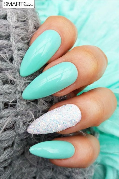 Simple Flower Nail Designs, Trendy Nails Designs, Turquoise Nail Designs, Tiffany Blue Nails, Summer Nails 2023, Mint Nails, Aqua Nails, Turquoise Nails, Blue Acrylic Nails