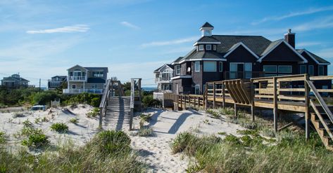 Check out this American Lifestyle Magazine blog post! The 411 On Buying A Vacation Home Multi Million Dollar Homes, Hamptons Homes, Malibu Beach House, Union County, Suburban House, Million Dollar Homes, Colorado Skiing, Malibu Beaches, Expensive Houses