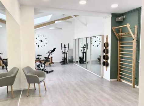 Modern Physiotherapy Clinic, Fiziotherapy Design, Physical Therapy Room Design, Physical Therapy Gym Design, Phisioterapy Clinic Interior Design, Modern Physical Therapy Clinic Design, Physiotherapy Room Design, Physiotherapy Clinic Design, Physio Clinic Interior Design