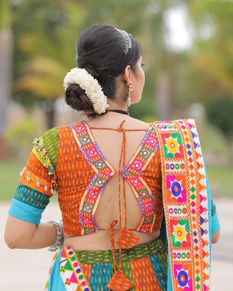 Swipe left to see beautiful blouse back ! Have you noticed beautiful details on blouse sleeves?! SHAKTI - Navratri collection 2024 The colourful bliss to the wearer and the viewer both! Traditional ikkat prints along with the gamthi borders and the frills at the bottom are the eye candies! The most comfortable light weighted and classic outfit to go for this navratri! HMUA : @prieti_salon Jewellery : @auraartjewels #ethnicwear #garbafashion #navratrifashion #dandiyanight #india... Garba Outfit, Navratri Collection, Blouse Back, Classic Outfit, Fancy Blouse, Dresses Indian, Fancy Blouses, Fancy Blouse Designs, Chaniya Choli