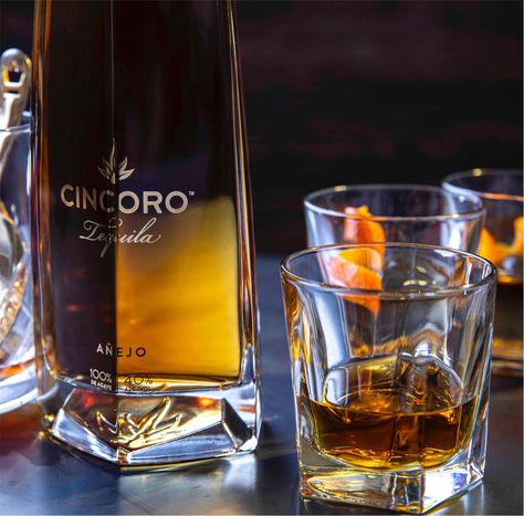 Layers of character and richness that can only come from time and barrel aging. Our delicious Cincoro Añejo is ultra-smooth with a long, luxurious finish. Shop at the link. #ReachForGreatness #DeliciousTequila #CincoroTequila #Tequila #Añejo Cheap Liquor, Baking Spices, Spiked Seltzer, Tequila Tasting, Citrus Vodka, Bead Bottle, Liquor Bar, Customer Gifts, Drinks Cocktails