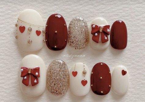 Red Nail Christmas Designs, Douyin Christmas Nails, Chrismast Nailart, Nail Noel Christmas, Korean Christmas Nails, Noel Nails, Noel Nail, Nailart Christmas, Nail Noel