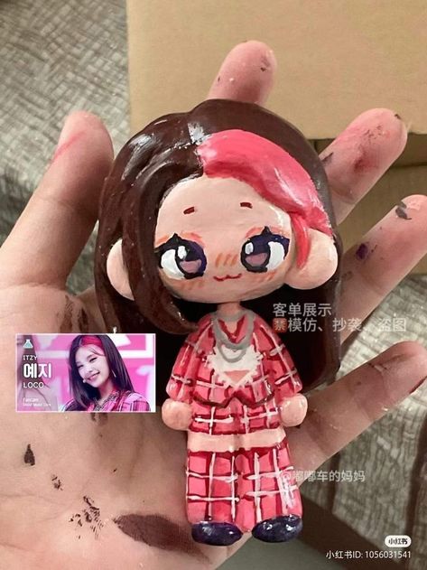 Kpop Diy, Pinterest Diy Crafts, Tanah Liat, Clay Diy Projects, Kpop Drawings, Fun Easy Crafts, Cute Clay, Clay Art Projects, Dessin Adorable