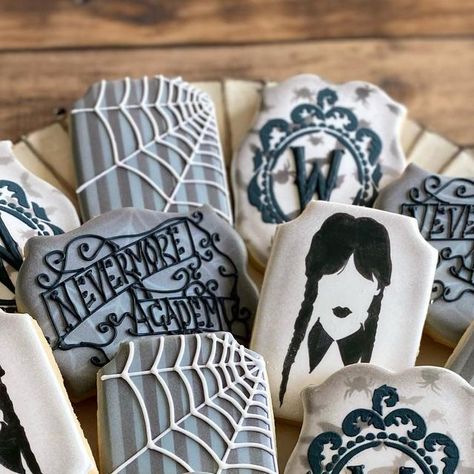 Daisy Flitcraft on Instagram: "Welcome to Nevermore Academy🕸️#cookies #sugarcookies #decoratedsugarcookies #wednesdayaddams" Wednesday Decorated Cookies, Wednesday Cookies Decorated, Wednesday Addams Cookies, Wednesday Cookies, Addams Family Theme Party, Wednesday Birthday, Wednesday Party, Addams Family Theme, Seventh Birthday