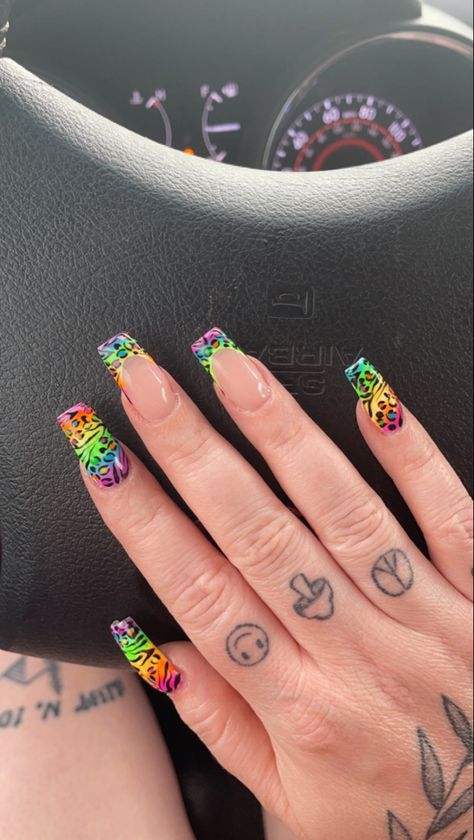 Lisa Frank Nails Short, Rainbow Cheetah Print Nails, Rainbow Animal Print Nails, Rainbow Zebra Nails, Rainbow Leopard Nails, Rainbow Cheetah Nails, Lisa Frank Nail Designs, Lisa Frank Inspired Nails, Paul Frank Nails