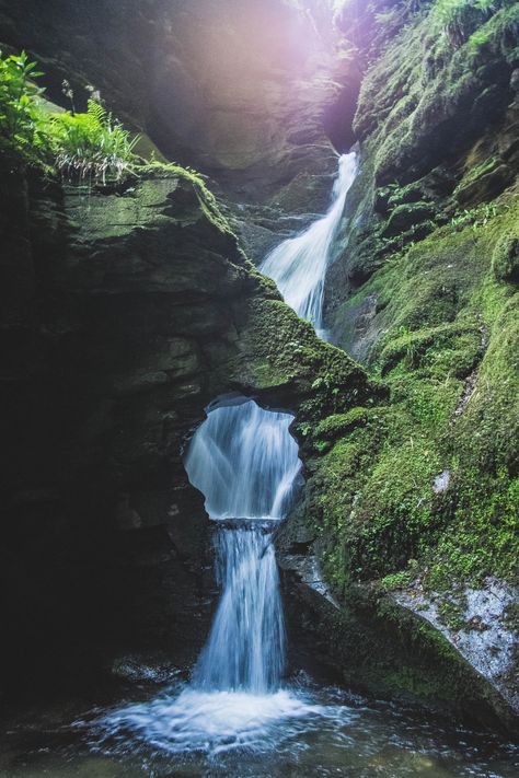 St Nectans Glen Waterfalls, Dark Visions, Camping Locations, Enchanted Garden, British Isles, Magical Places, Nature Beauty, Happy Places, Fun Things To Do