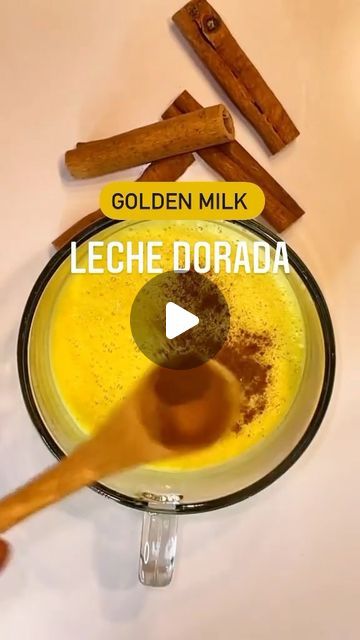 Wini Alvarez on Instagram: "Receta de Leche Dorada | Golden Milk (Leche de cúrcuma)  Aquí tienes una receta súper fácil para una cálida y deliciosa taza de leche dorada antes de ir a dormir y en las mañanas. También incluye jengibre fresco para un toque más especiado, y pimienta negra ya que la piperina en ella son vehículo para una mejor absorción de la curcumina ingrediente activo en la cúrcuma.   Ingredientes •2 tazas leche o alternativas de leche de coco o almendras, (cualquier leche de origen vegetal).  • 2 cdtas cúrcuma molida si sientes que el sabor es demasiado fuerte, comienza con la mitad de esta cantidad • 1 pedazo de 1” de jengibre fresco (es opcional) rebanado o rayado con todo y cáscara  • ¼ cdta pimienta negra molida opcional • ½ cdta canela molida • ¼ cdta cardamomo molido Golden Milk Receta, Golden Milk, Ayurveda, Milk, On Instagram