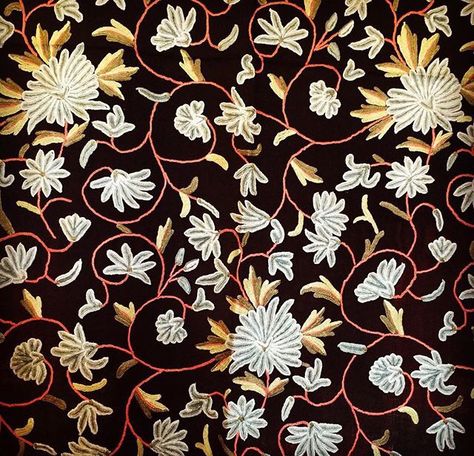 Kashmiri (silk) hand embroidery. Kashidakari Embroidery Motifs, Kashida Embroidery Motifs Kashmiri, Kashida Embroidery Designs, Kashida Embroidery Motifs, Embroidery Motifs Design, Embroidery Designs Drawing, Kashmir Embroidery, State Embroidery, Kashida Embroidery