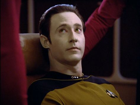 Look at his perfect face. I'm sorry I'm not sorry that I find Brent Spinner so attractive. And that Data is my Star Trek BAE. Mr Data Star Trek, Data Star Trek Icon, Star Trek Data Fanart, Star Trek Tng Data, Actor Reference, Data Star Trek, Star Trek Theme, Brent Spiner, Stark Trek