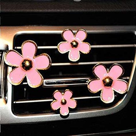 Pink Car Interior Decor, Pink Car Accessories Interiors, Pink Car Interior, Pink Car Accessories, Car Interior Diy, Girly Car Accessories, Car Deco, Cool Car Accessories, Flower Car