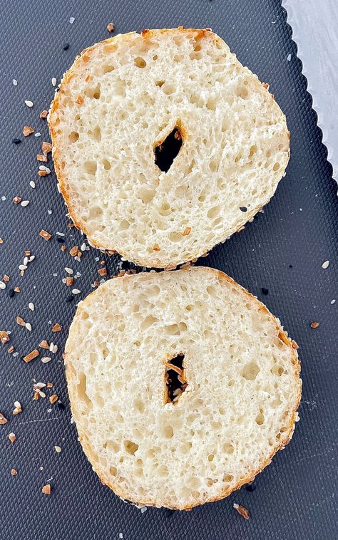 Whip up a batch of these quick and easy High Protein Bagels with Cottage Cheese for breakfast or lunch in less than 30 minutes – they come out perfect! #bagel #cottagecheese #cottagecheesebread #airfryer #breakfast #lunch #highprotein Air Fryer Cottage Cheese Bagels, Cottage Cheese Bagels Skinnytaste, High Protein Cottage Cheese Bagels, Protein Bagels With Cottage Cheese, Cottage Cheese Bagels, High Protein Bagels, Protein Breads, Easy Bagels, Cheese Air Fryer