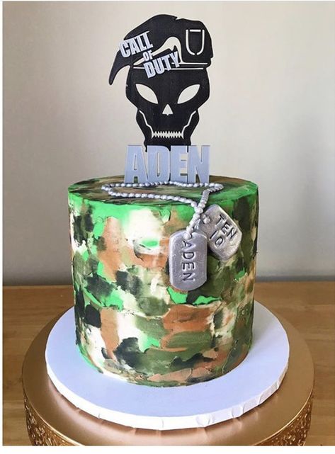 Camouflage Cake Ideas, Call Of Duty Birthday Party Cake, Call Of Duty Cake Design, Call Of Duty Birthday Cake, Camo Birthday Cakes, Call Of Duty Cake, Army Birthday Cakes, Jake Cake, Army Cake