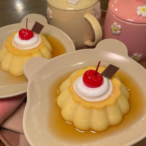 Caramel Pudding Aesthetic, Pudding Kawaii, Widget Orange, Pudding Aesthetic, Flan Pudding, Japanese Pudding, 귀여운 음식 그림, Kawaii Cooking, Orange Aesthetic