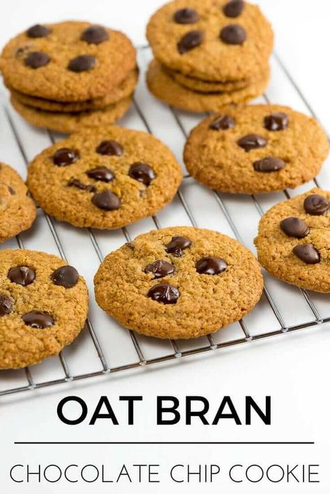 Oat Bran Chocolate Chip Cookie - Panlasang Pinoy Bran Cookies Recipe, Bran Cookies, Oat Bran, Oat Cookies, Chocolate Cookie Recipes, Oatmeal Chocolate Chip Cookies, Semi Sweet Chocolate Chips, Chocolate Chip Oatmeal, Crowd Pleaser