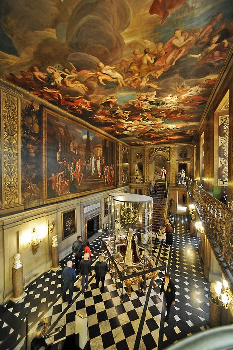 The Painted Hall | Chatsworth House, Derbyshire, Peak District. Home of the Dukes of Devonshire. Duke Of Devonshire, Chatsworth House, Peak District, Siding