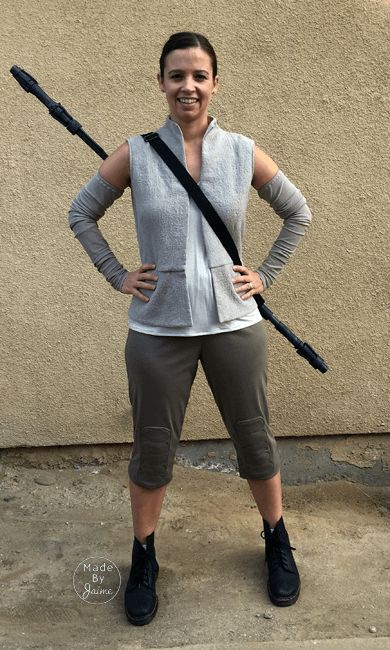 Diy Rey Costume Star Wars, Rey Costume Diy, Rey From Star Wars, Rey Star Wars Costume, Star Wars Costumes Diy, Star Wars Disneybound, Rey Costume, Burning The Midnight Oil, Star Wars Halloween Costumes