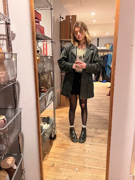 ripped tights and a sweater Ripped Leggings Outfit Grunge, Ripped Tights Outfit Grunge, Ripped Pantyhose Outfit, Ripped Tights Aesthetic, Ripped Tights Outfit, Pantyhose Outfit, Black Tights Outfit, Ripped Tights, Outfit Grunge