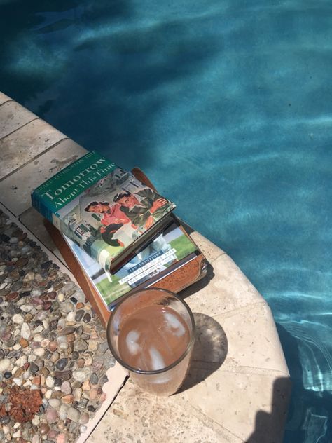 #summervibes #summer #pool #reading #aesthetic Lounging By Pool Aesthetic, Summer Reader Aesthetic, Summer Pool Vibes, Reading By The Pool Aesthetic, Pool Summer Aesthetic, Summer Aesthetic Pool, Pool Day Aesthetic, Summer Pool Aesthetic, Reading By The Pool