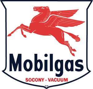 Mobil Pegasus, Mobil Oil, Door Decks, Vintage Gas Pumps, Flying Horse, Red Horse, Old Gas Stations, Gas Pump, Racing Art